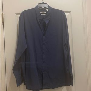Van Heusen classic fit button up shirt